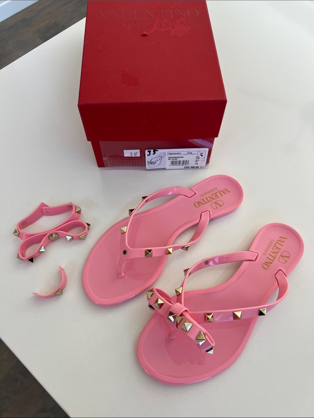 Valentino Garavani light pink rockstud jelly bow sandals flip flops 35